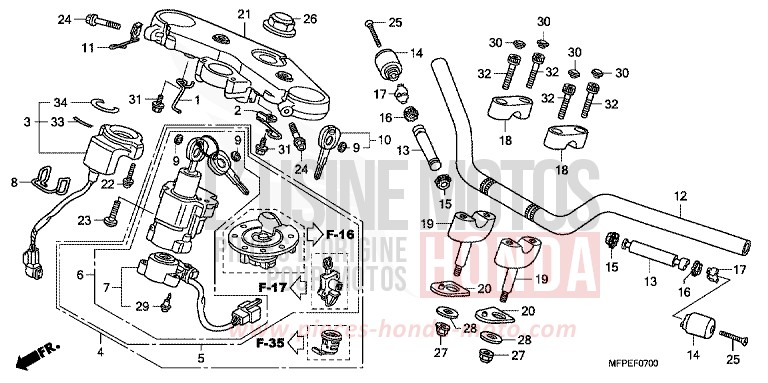 ROHRGRIFF/OBERE BRUECKE von CB1300 Super Bold'or ABS PEARL SUNBEAM WHITE (NHA66KF) von 2010